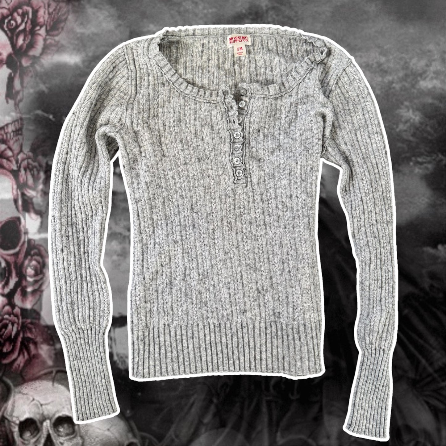 gray mossimo supply co henley style knitted long sleeve shirt (M)