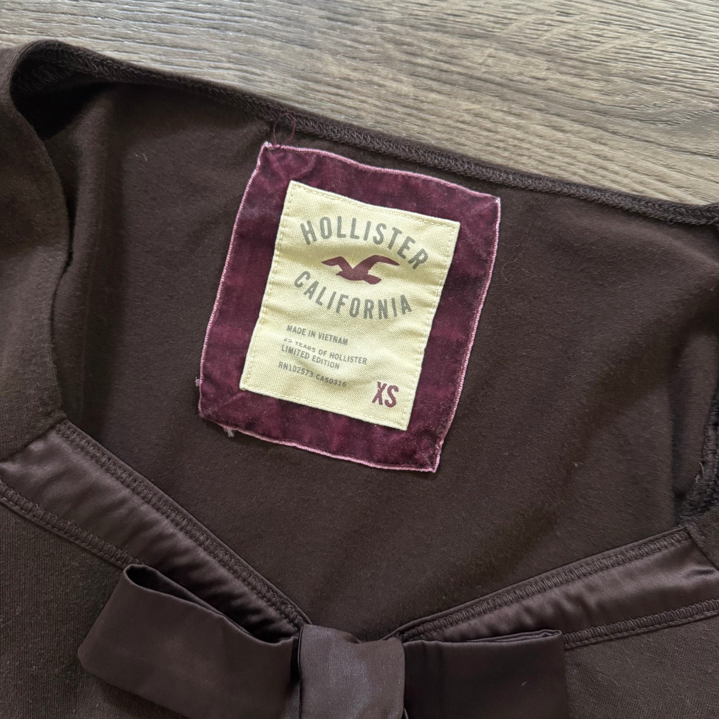 brown hollister babydoll limited edition bow top