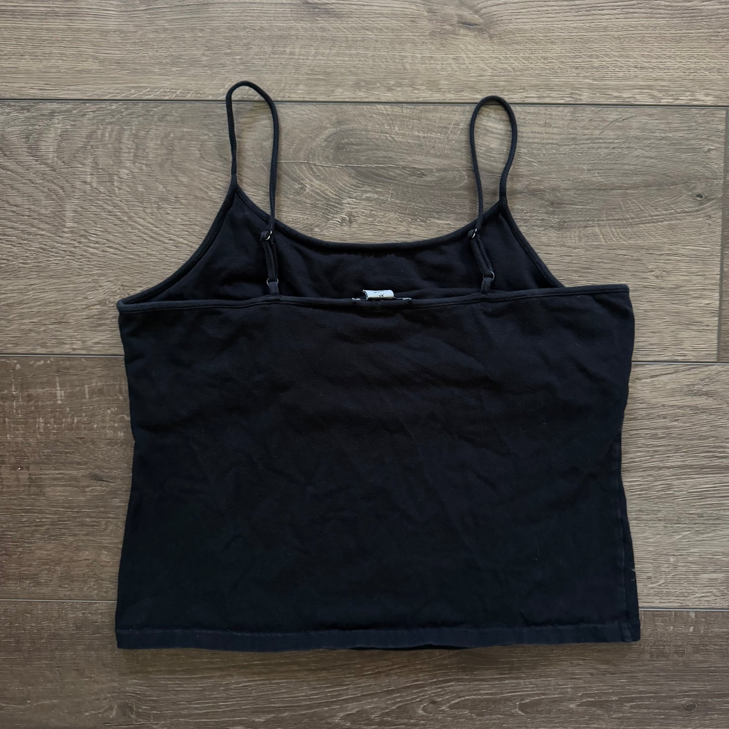 black & white GAP hibiscus flower tank top