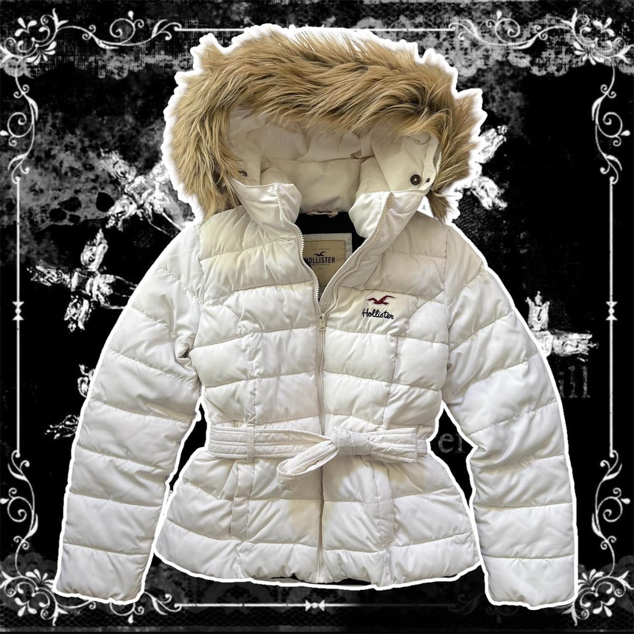 white hollister y2k faux fur puffer belt jacket